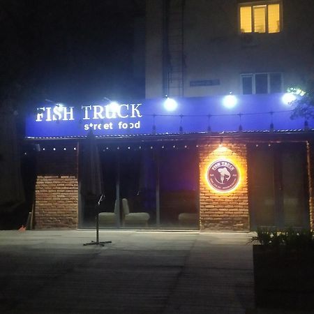 Квартира на Айманова,уг.Тимирязева Алматы Экстерьер фото